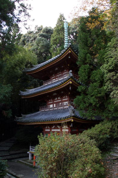 奈良の塔 松尾寺三重塔