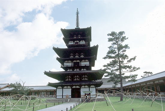 奈良の塔 薬師寺三重塔・東塔