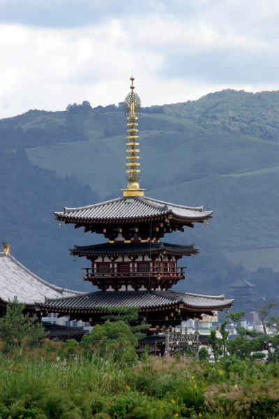 奈良の塔 薬師寺三重塔・西塔