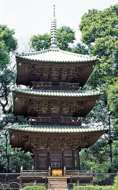 東京の塔 椿山荘（旧 竹林寺）三重塔